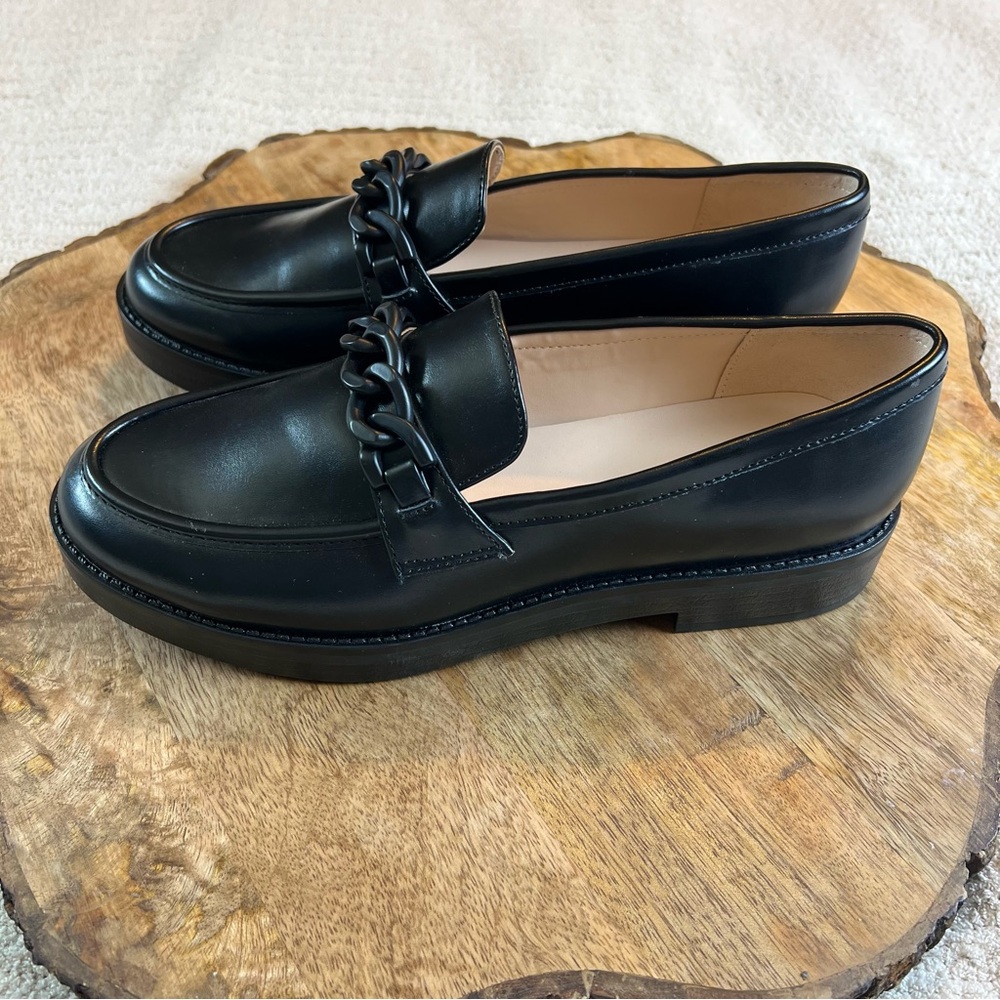 Marc Fisher Black Leather Loafers Lug with Chain Detail Slip On Festival - Picture 1 of 15